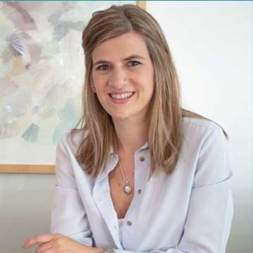 Dra Alejandra Mortarini